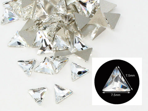 【売り切りセール】スワロフスキー#2720 Cosmic Delta FB 三角形 クリスタル7.5mm