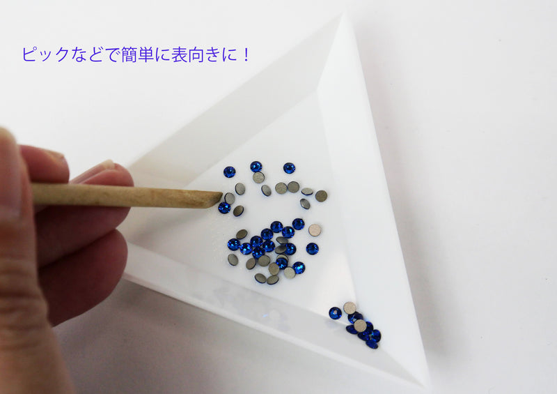 振ってピックを使って簡単表向き！マジカルトレイ T