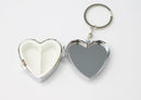 [デコ素材] キーホルダー付きハート型ピルケース シルバー