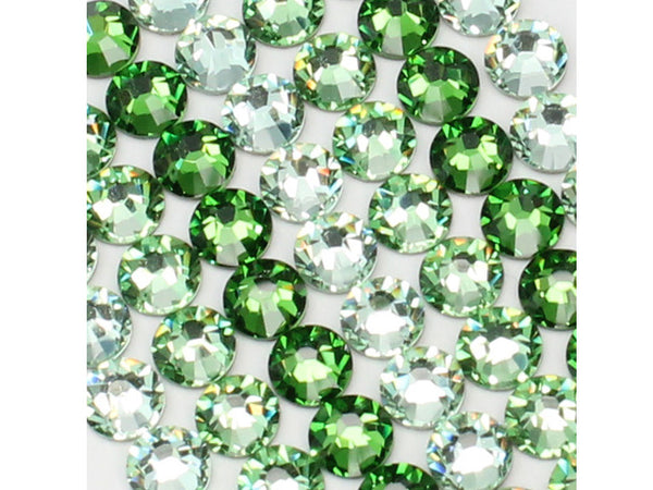 【新品・未開封】スワロフスキー #2028 SS9 ペリドット　440粒 ネコポス 送料無料スワロフスキー チャトン Ｖカット スワロ ライン
